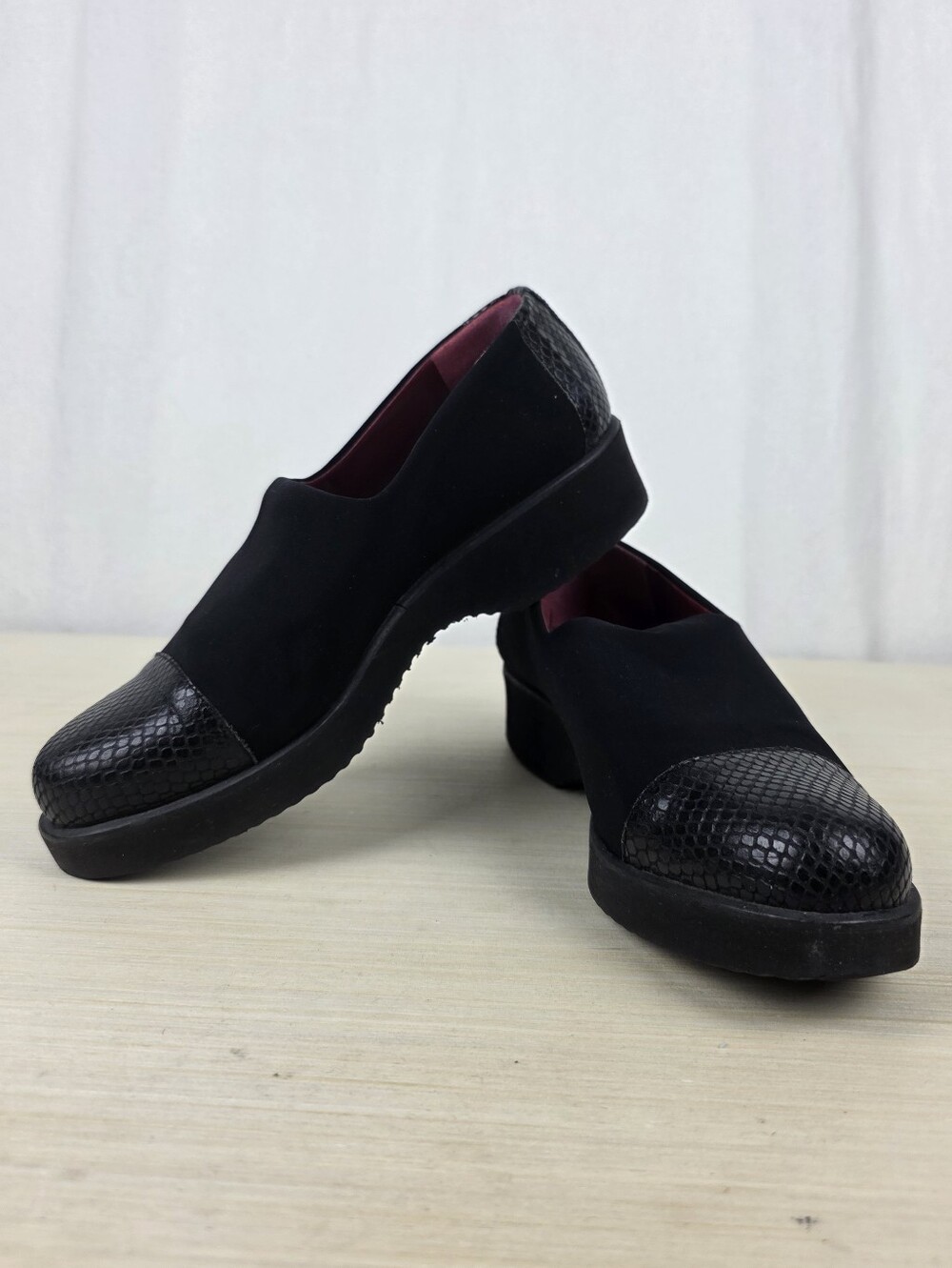 Donald J. Pliner Ciara Black Slip On Shoe Size 7.5 M Comfort Loafers USA